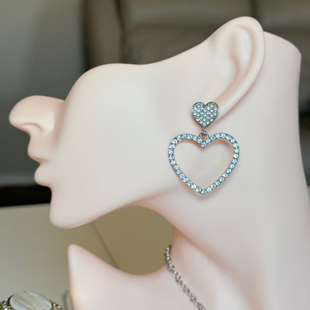 Gold Heart Earrings - Picture 6 of 9